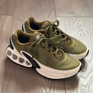 Nike Air Max DN Olive Flak Men’s 5.5 Sneakers